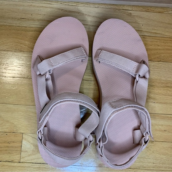 Teva Women's Flatform Universal Sandals - Size 11 - Picture 6 of 8